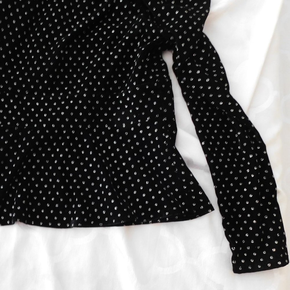 NWT - Express - Sexy Deep V-Neck Velvet Top with Sparkle, SZ: XS - Picture 4 of 10